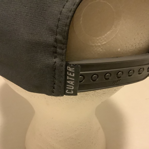 Cuater Travis Mathew Flex Fit Tech Golf Hat Gray With White Logo SnapBack Cap - Picture 9 of 16